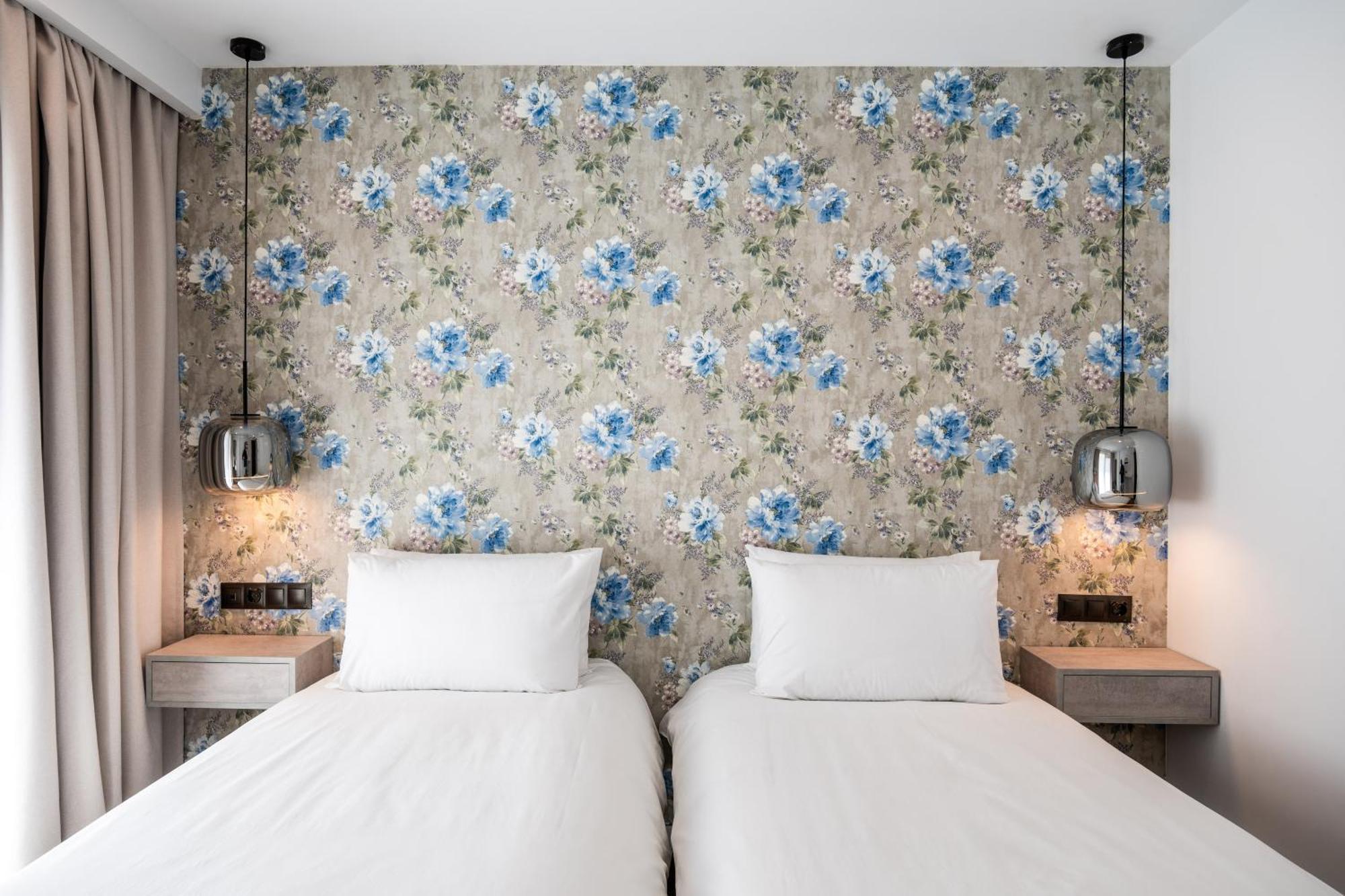 The Orange House Boutique Hotel And Upstairs Rooftop Bar Center Of La Cala De Mijas 100M From The Beach Экстерьер фото