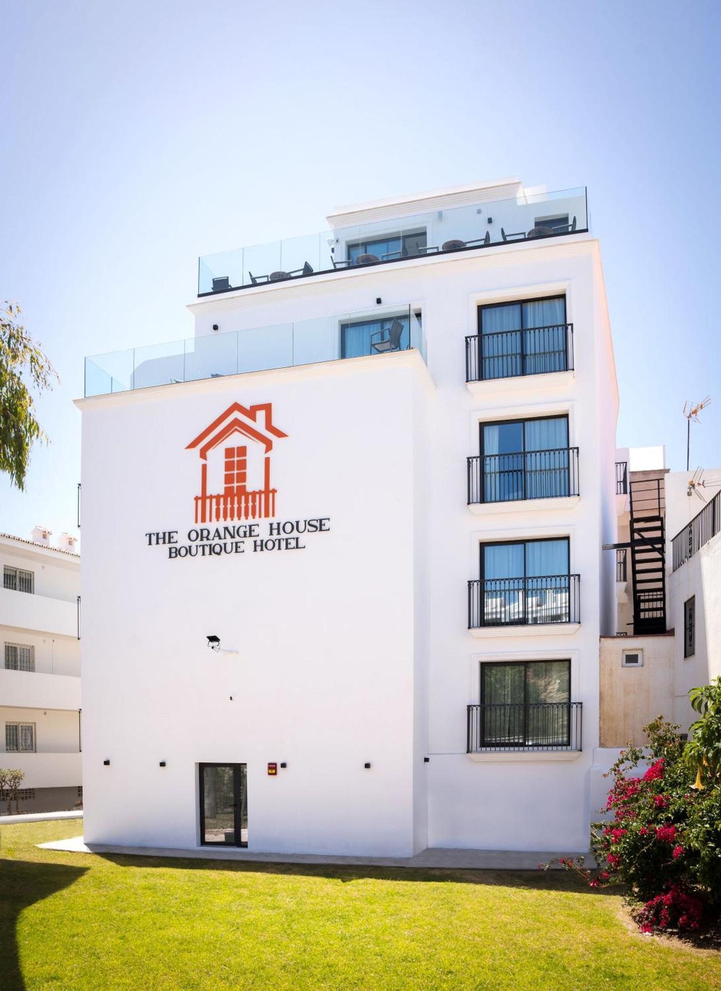 The Orange House Boutique Hotel And Upstairs Rooftop Bar Center Of La Cala De Mijas 100M From The Beach Экстерьер фото