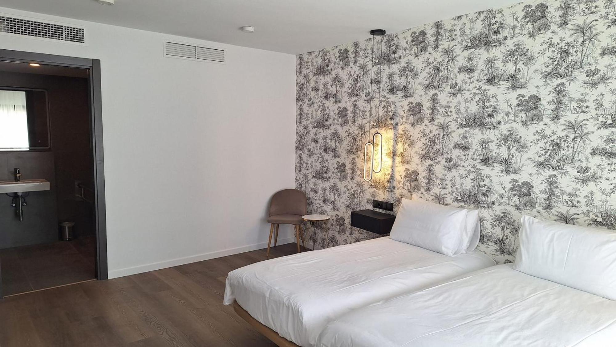 The Orange House Boutique Hotel And Upstairs Rooftop Bar Center Of La Cala De Mijas 100M From The Beach Номер фото
